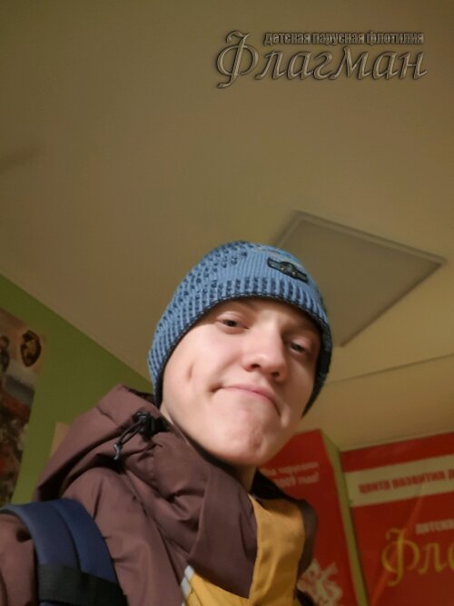 8cbe764f.ID Photo out.104820
